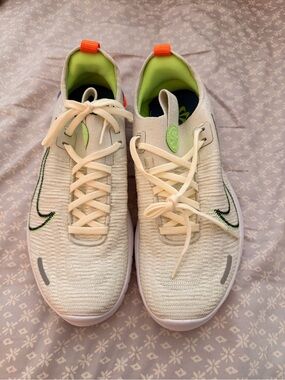Nike Flyknit Running Shoes